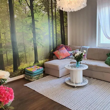 Tina's Place Apartment