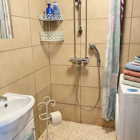 Tina's Place Пори