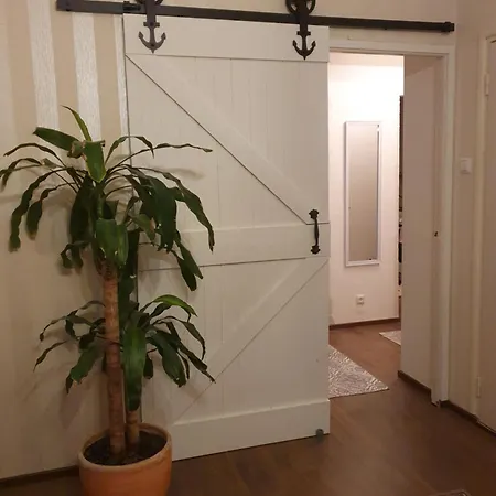 Tina's Place Апартаменты Пори